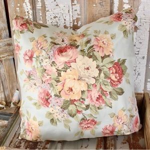 Rare and discontinued Ralph Lauren Stone Harbor pillow cover 20x20